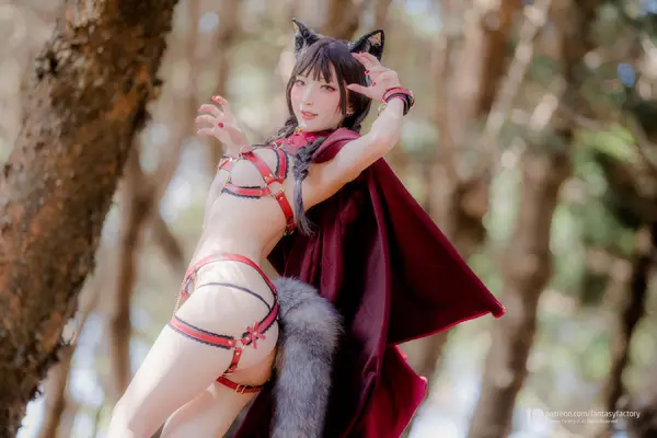 小丁Ding《Porn Little Red Riding Hood》（24P）（2/24）