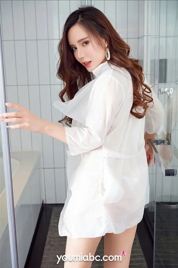 艾小青（32P）（2/32）