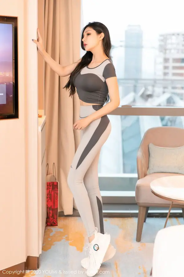 Vol. 0554 田冰冰（41P）（2/41）