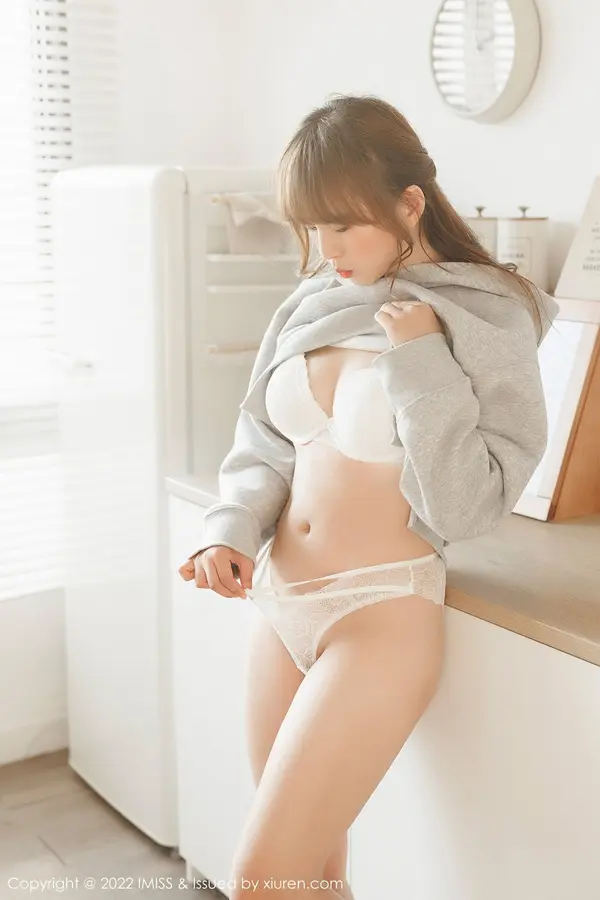 Vol. 0653 张思允Nice（68P）（2/68）