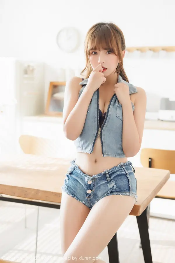 Vol. 0651 张思允Nice（58P）（2/58）