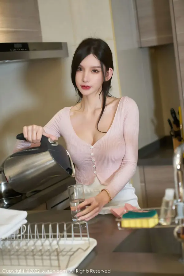 Vol. 04468 周于希Sally（75P）（2/75）