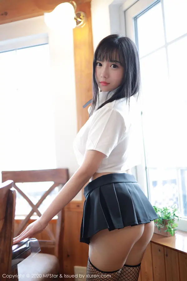 Vol. 0255 徐微微mia（53P）（2/53）