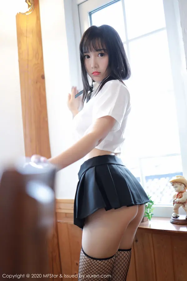 Vol. 0255 徐微微mia（53P）（4/53）