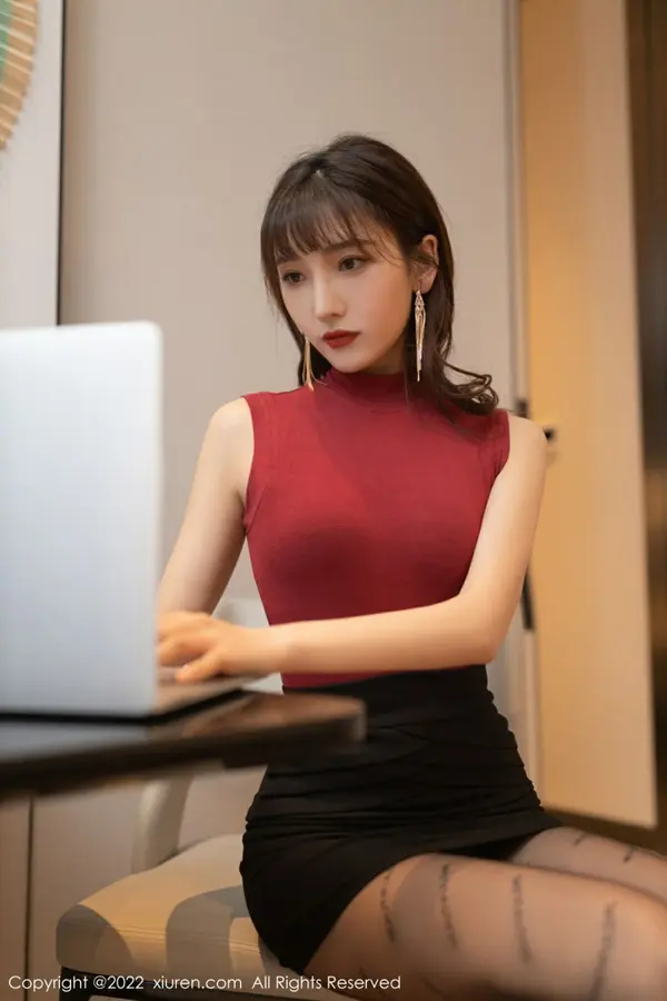 Vol. 04510 陆萱萱（97P）（4/97）