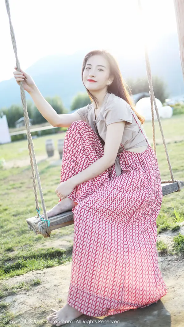 Vol. 01718 艺儿拿铁（64P）（2/64）