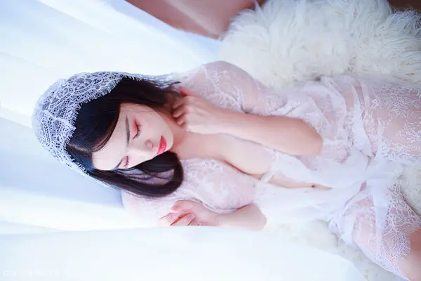 Vol. 01715 金静熙（51P）（5/51）