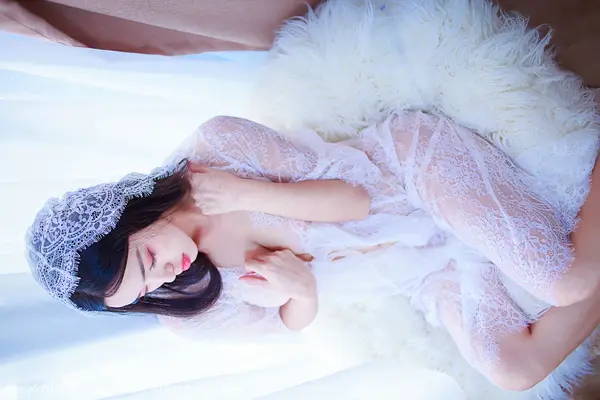 Vol. 01715 金静熙（51P）（6/51）