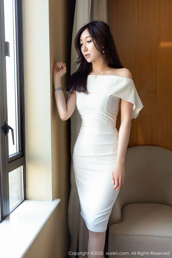 Vol. 02097 伊思思niko（41P）（2/41）