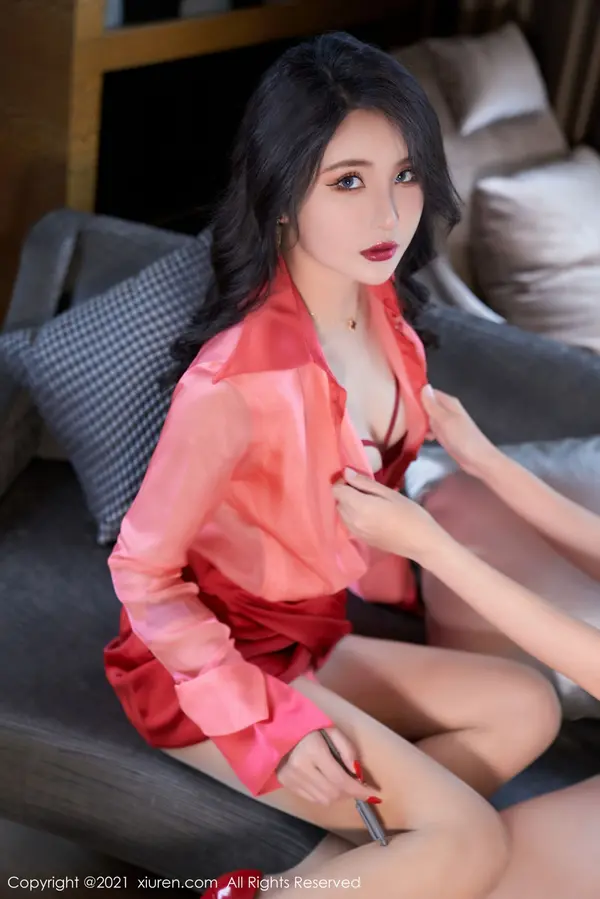 Vol. 03915 Emily尹菲（65P）（2/65）