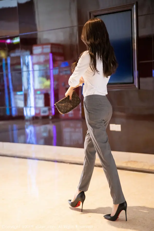 Vol. 01834 周于希Sandy（107P）（6/107）