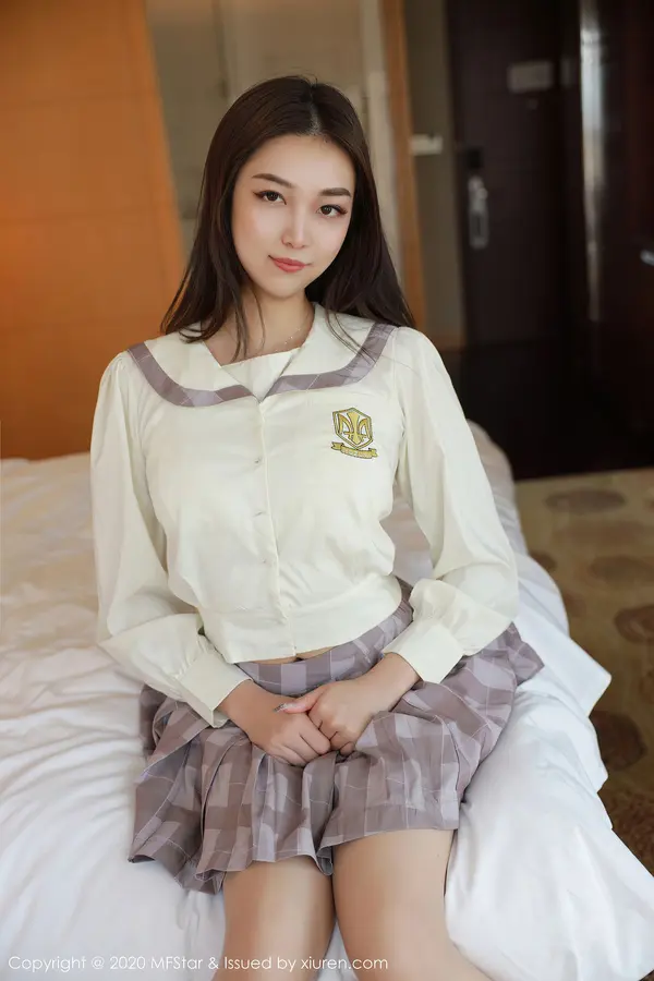 Vol. 0399 郑颖姗（44P）（4/44）