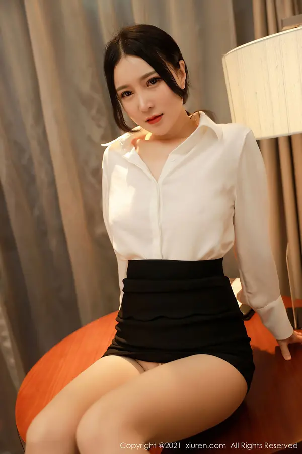 Vol. 02969 林煊煊（35P）（5/35）