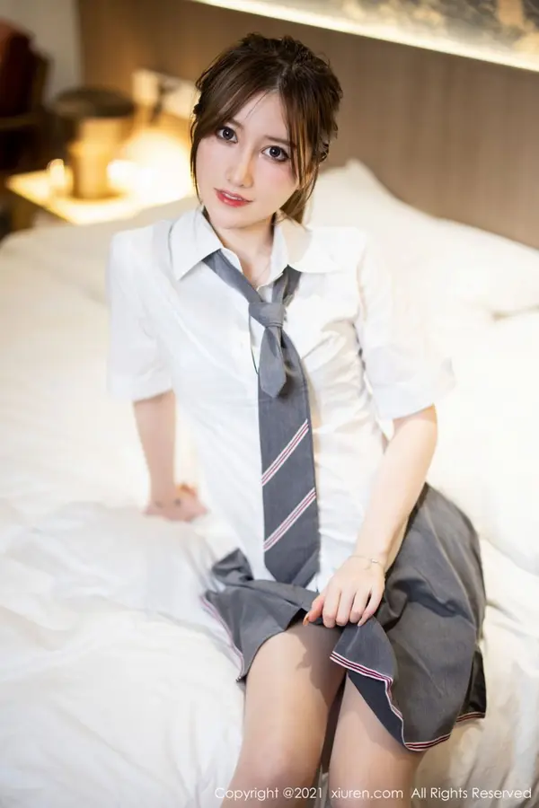 Vol. 03882 美桃酱（53P）（3/53）
