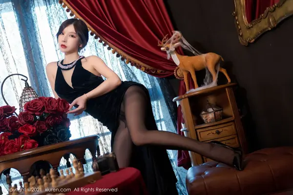 Vol. 03879 周于希Sandy（86P）（4/86）