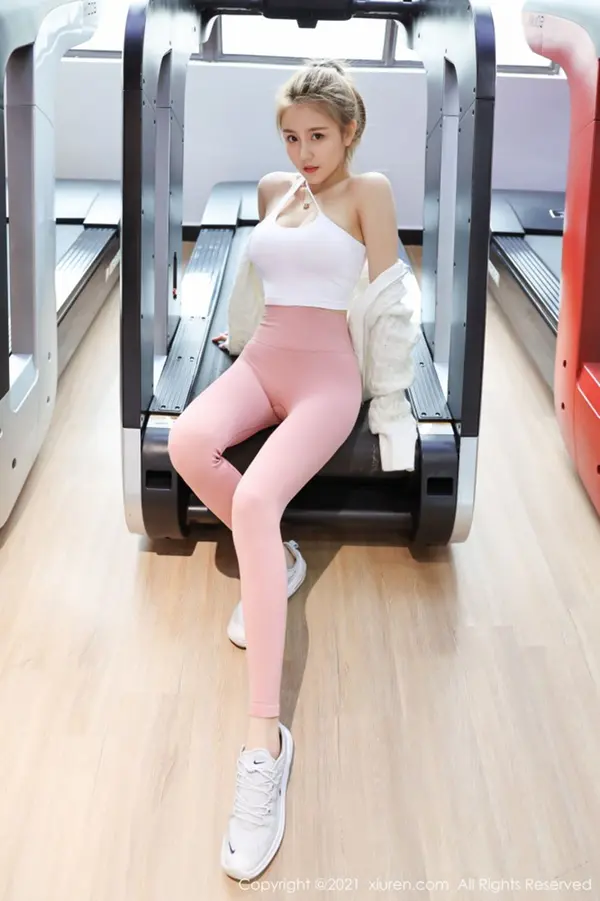 Vol. 03157 夏西CiCi（68P）（2/68）