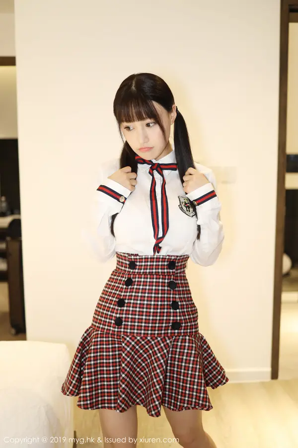 Vol. 0355 Flower朱可儿（82P）（3/82）