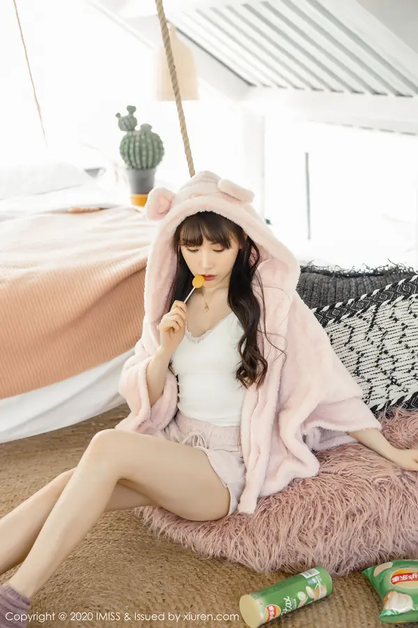 Vol. 0457 Lynn刘奕宁（53P）（2/53）