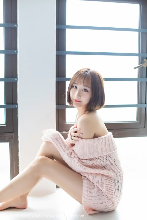 Vol. 0240 九尾Ivy（54P）（4/54）