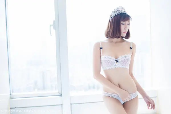 Vol. 0077 乐乐Mango（49P）（2/49）