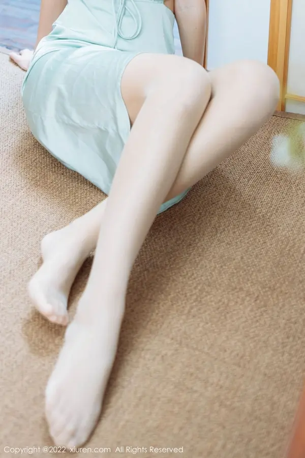 Vol. 04832 可乐Vicky（46P）（6/46）