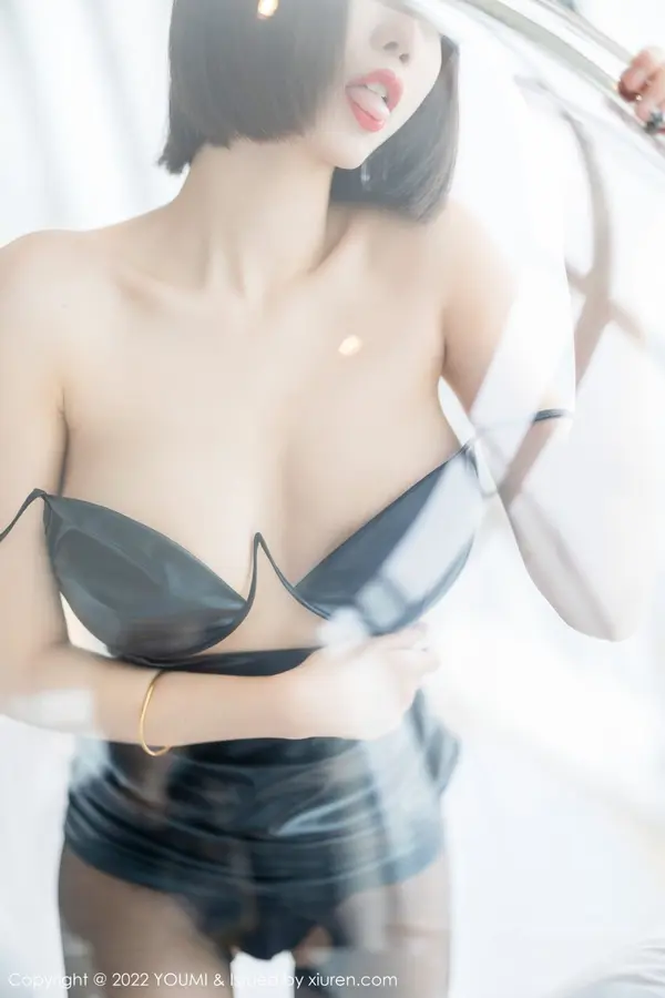 Vol. 0779 玥儿玥er（61P）（5/61）
