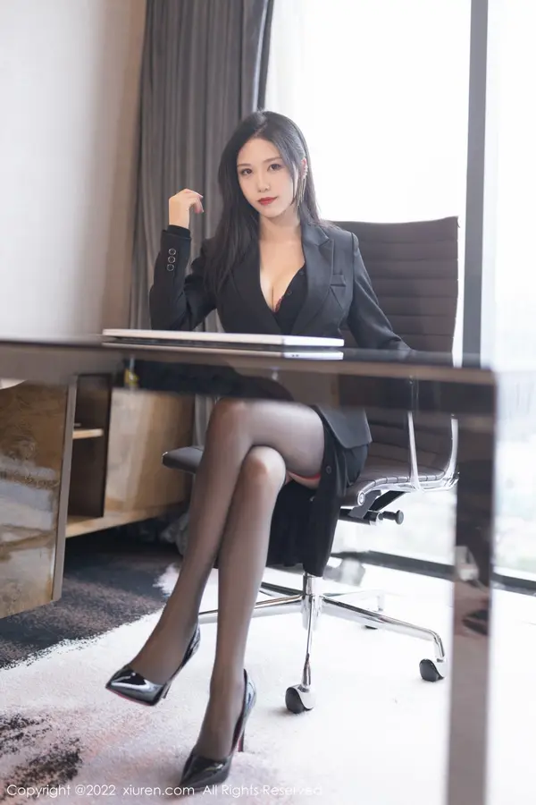 Vol. 04897 抖娘（74P）（4/74）