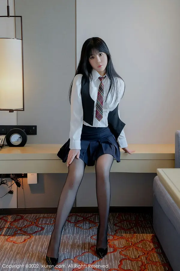 Vol. 04558 徐媛媛（49P）（3/49）