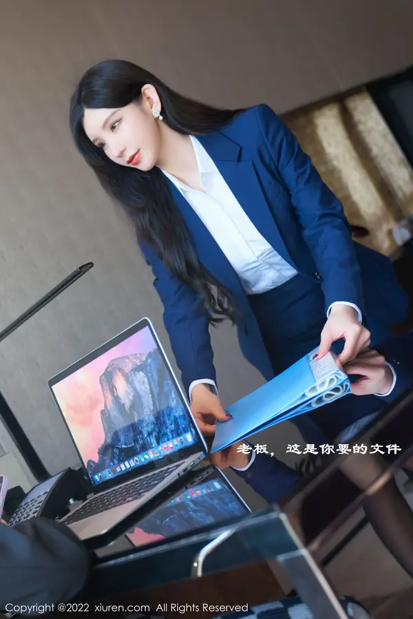 Vol. 04708 周于希Sally（83P）（3/83）