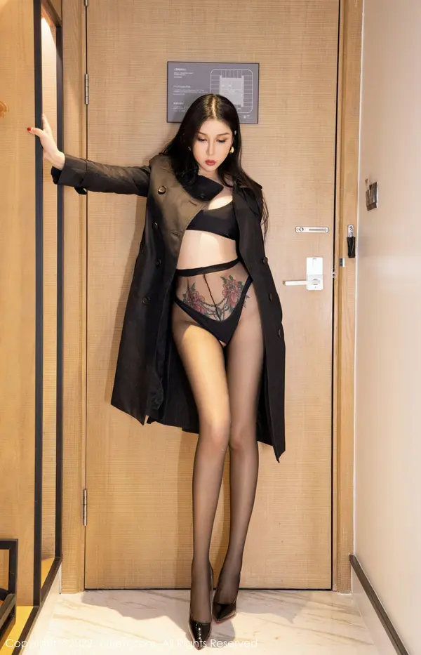 Vol. 04860 田冰冰（51P）（4/51）
