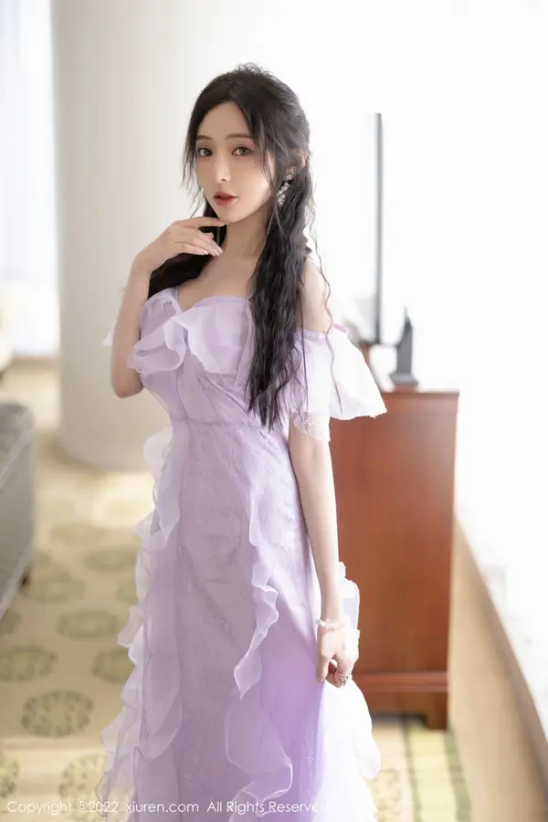 Vol. 04949 王馨瑶yanni（102P）（5/102）