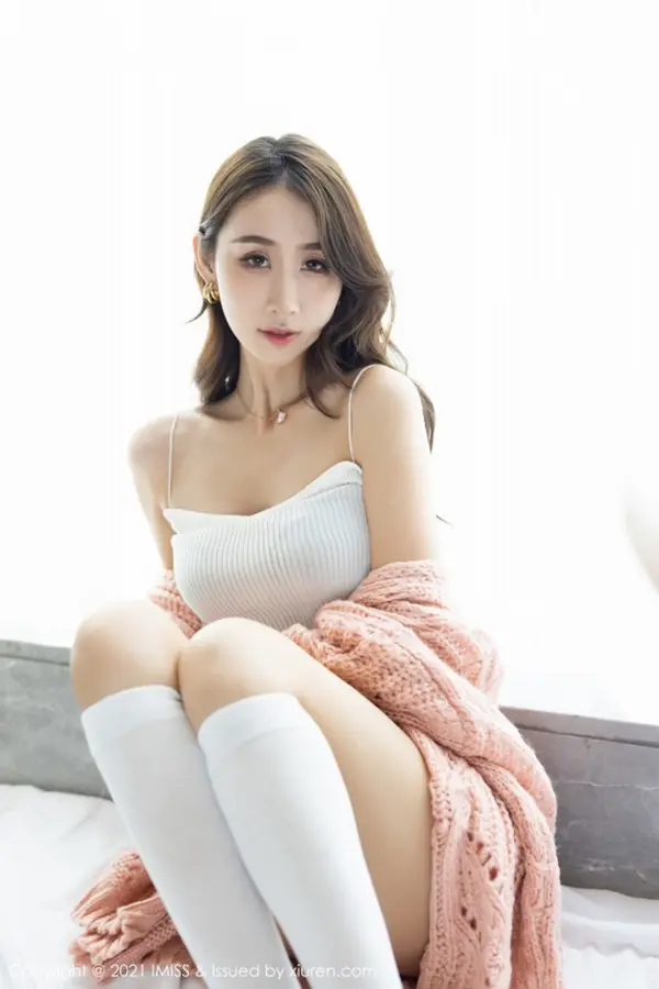 Vol. 0561 萌白酱（66P）（3/66）