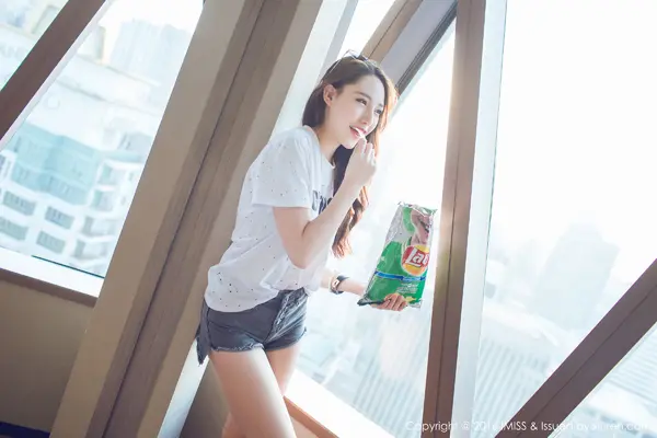 Vol. 0080 Lynn刘奕宁（49P） (2/49)