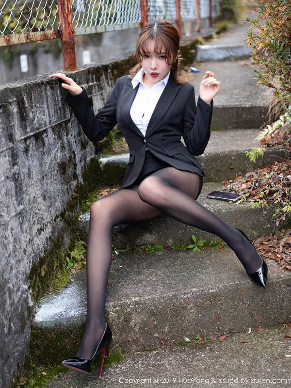 Vol. 0113 黄楽然（45P） (2/45)