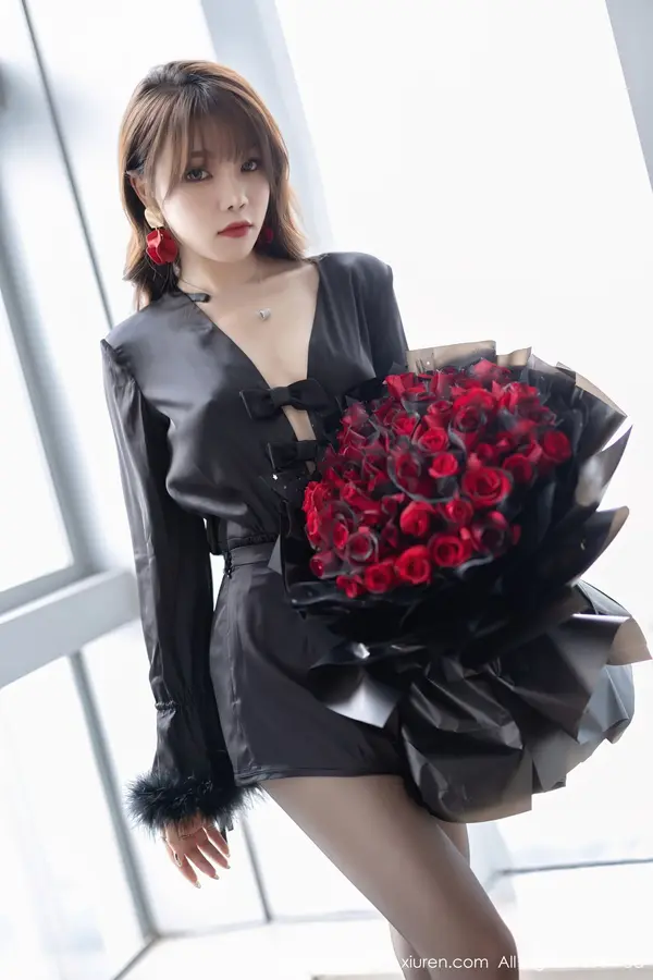 Vol. 04205 芝芝（85P） (6/85)