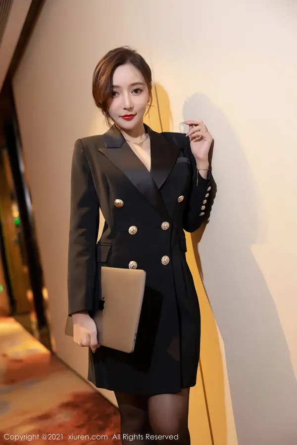 Vol. 04293 王馨瑶yanni（82P） (2/82)