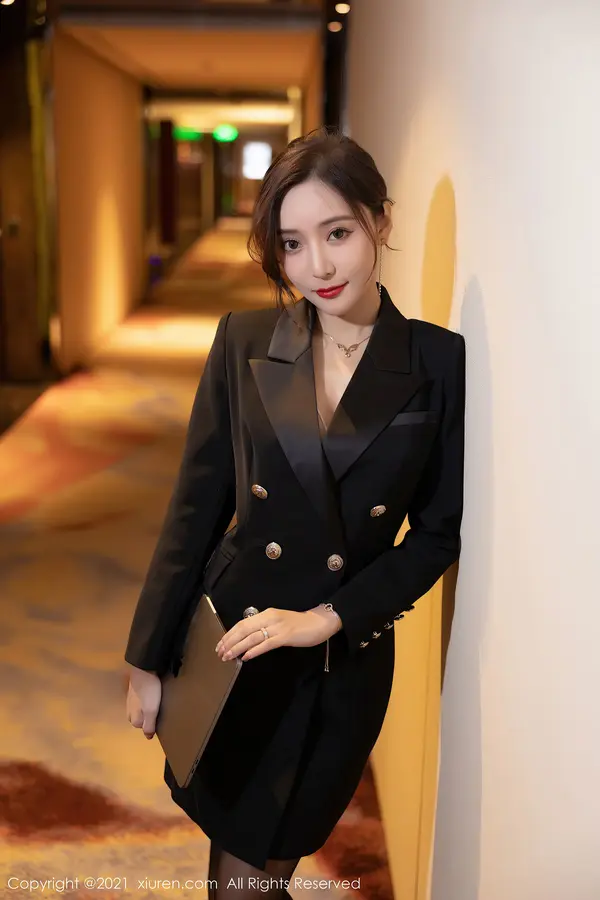 Vol. 04293 王馨瑶yanni（82P） (3/82)