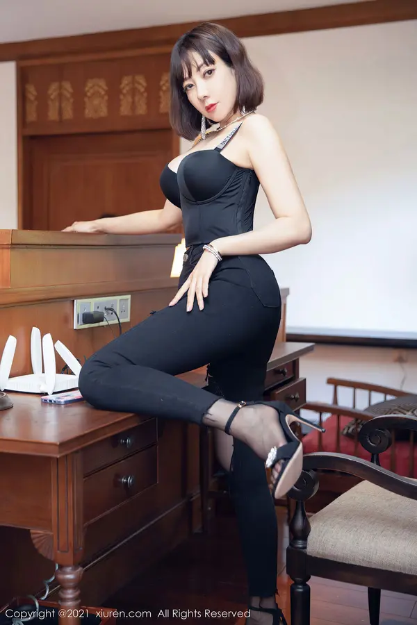 Vol. 04277 果儿Victoria（49P） (5/49)