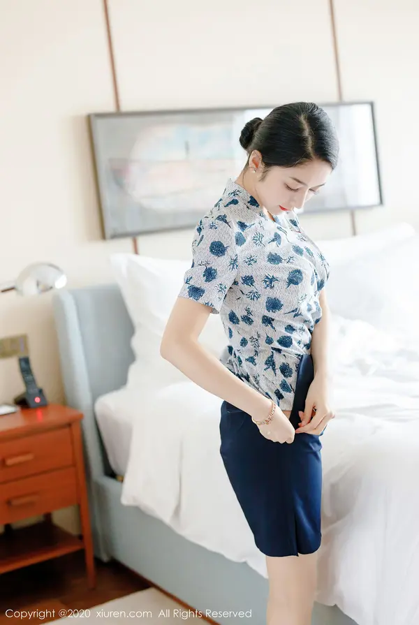 Vol. 02305 小热巴（101P） (3/101)