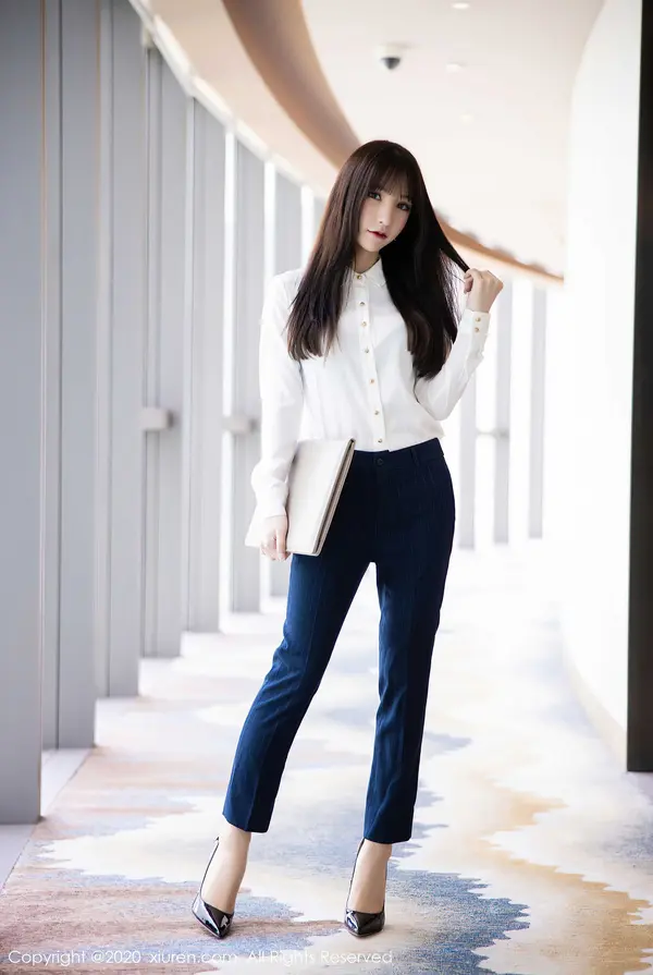 Vol. 02356 周于希Sandy（74P） (2/74)