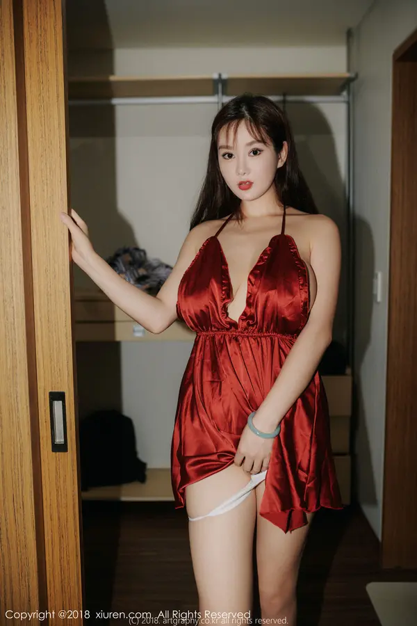 Vol. 01204 易阳Silvia（33P） (6/33)