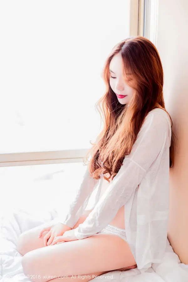 Vol. 00972 小曼miki（61P） (2/61)