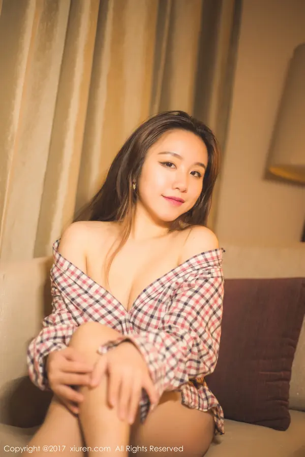 Vol. 00823 吃白菜的vi菜菜（49P） (2/49)