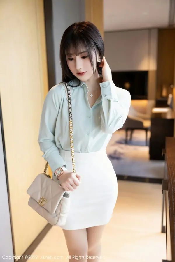 Vol. 05555 张欣欣（81P） (4/81)