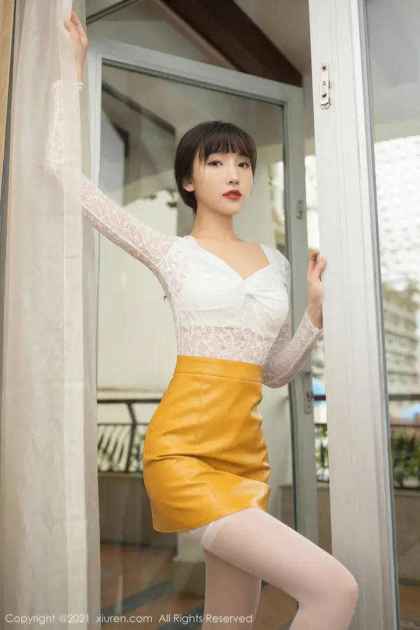 Vol. 03556 陆萱萱（82P） (2/82)