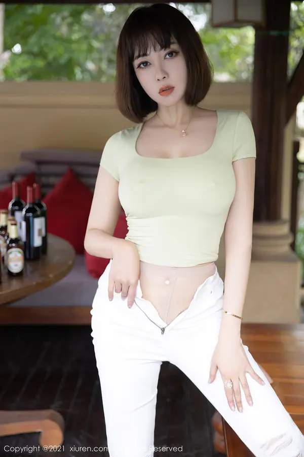Vol. 03704 果儿Victoria（51P） (2/51)
