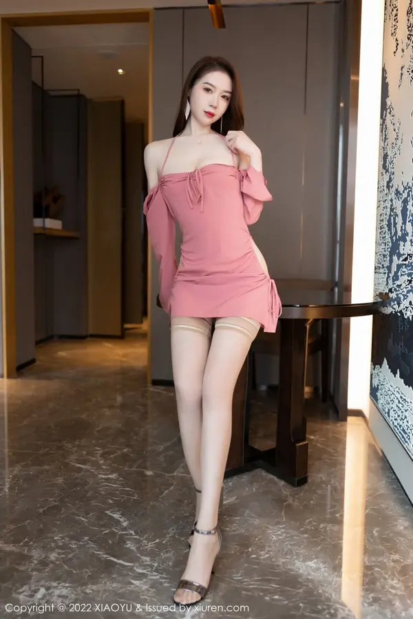 Vol. 0879 梦心玥（87P） (4/87)