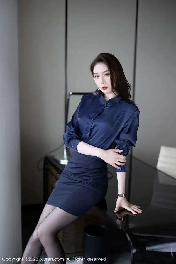 Vol. 05729 梦心玥（92P） (3/92)