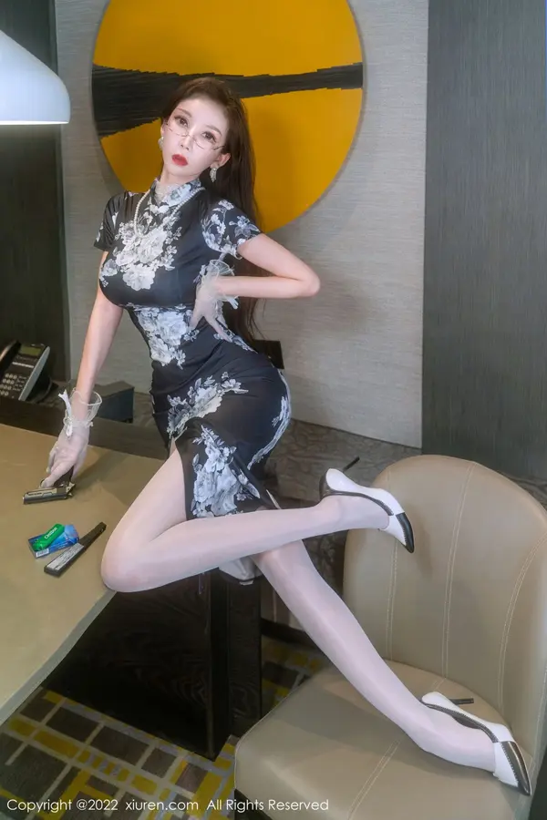 Vol. 05784 陈怡曼（67P） (4/67)