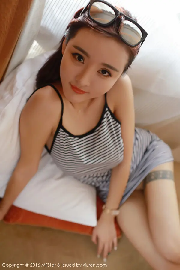 Vol. 0060 佳佳JiaJia（57P） (3/57)